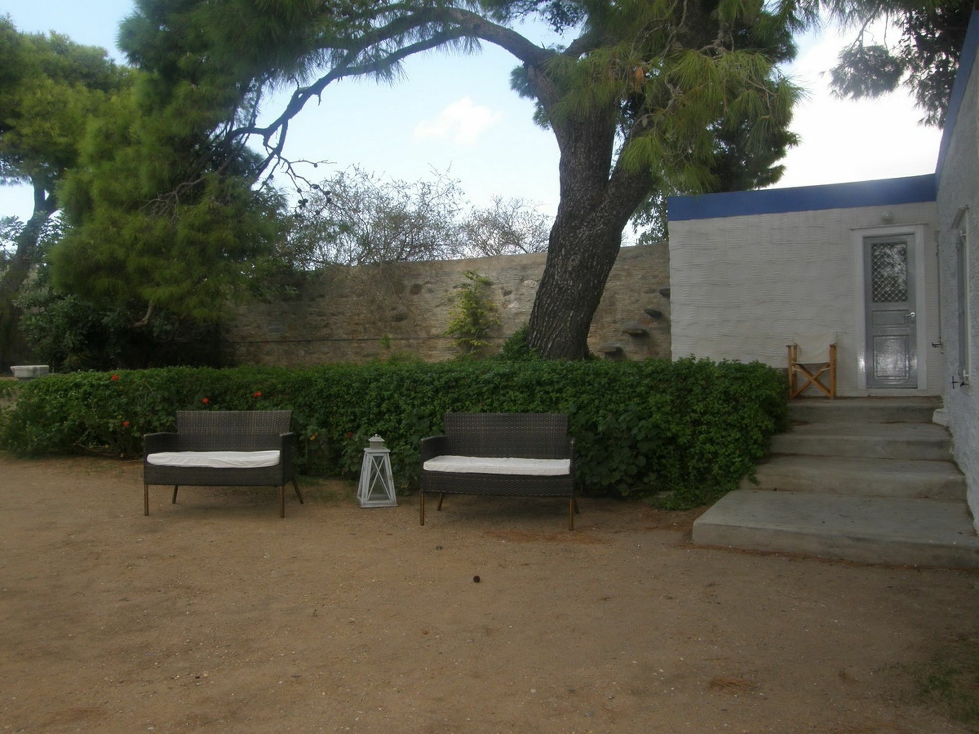 Aristocratic 19Th Century Neo Classical Mansion With Private Pool Finikas (Syros) Exterior foto